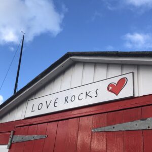 beach cabin with Love Rocks on the top